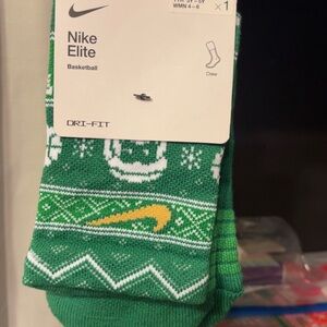 Nike Elite Green and White Basketball Crew Socks